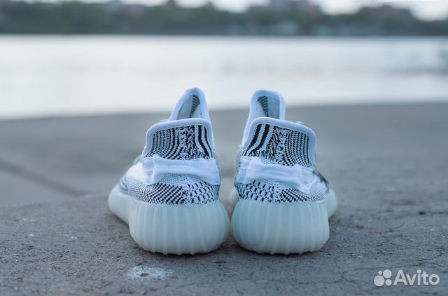 Кроссовки мужские Adidas yeezy 350 Кроссовки мужские Adidas yeezy 350