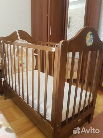 Кровать маятник