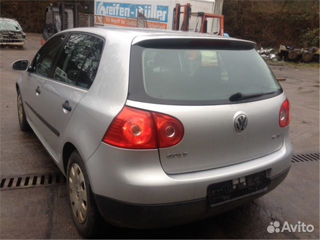 Дверь капот фара бампер Volkswagen Golf 5