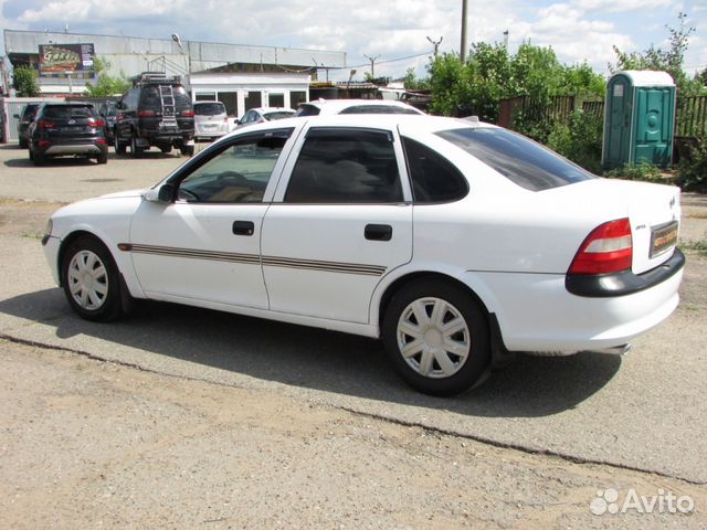 Opel Vectra 1.6 МТ, 1997, 200 000 км