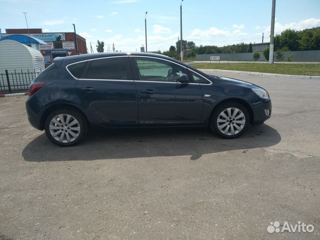 Opel Astra 1.4 МТ, 2011, 114 000 км