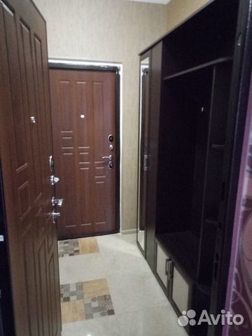 

2-к. квартира, 72 м², 3/9 эт.