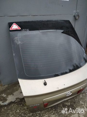 Дверь багажника Hyundai Elantra Hatchback Дверь багажника Hyundai Elantra Hatchback