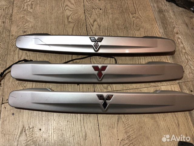 Накладка двери багажника Mitsubishi Space Star