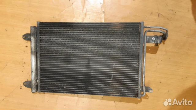 Радиатор кондиционера VW Golf V 2003-2009
