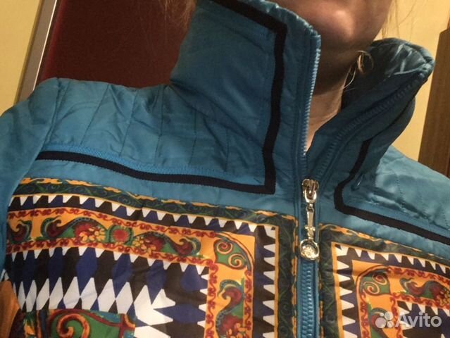Куртка женская фирменная s (42-44) Куртка женская фирменная s (42-44)