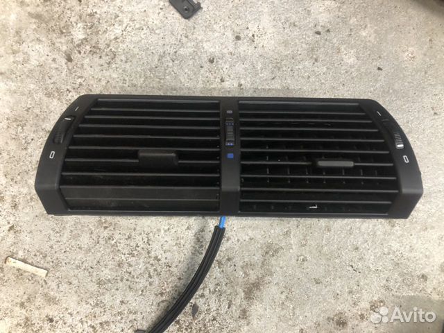 Воздуховод печки центральный BMW X5 e53
