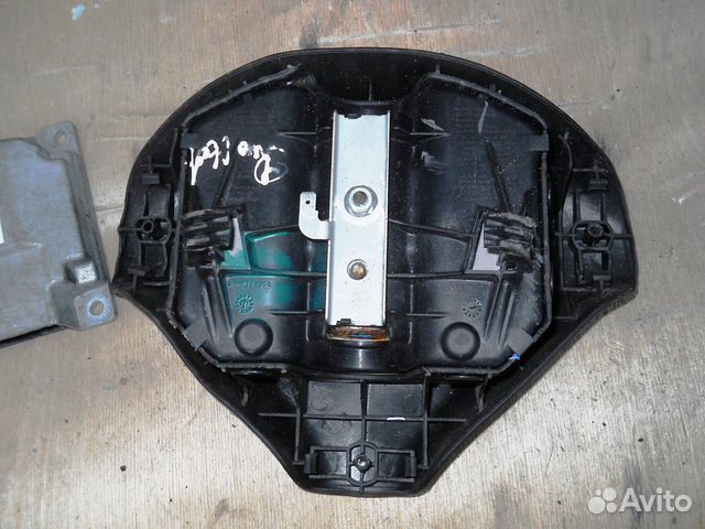 Подушка безопасности Peugeot 307 96345028zr Подушка безопасности Peugeot 307 96345028zr