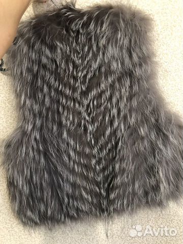 Жилет из песца новый Жилет из песца новый