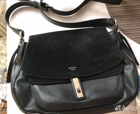Сумочка Guess