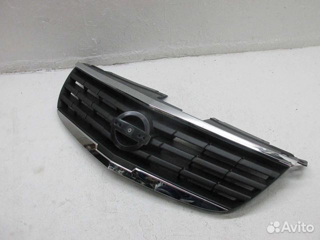 Решетка радиатора Nissan Almera Classic