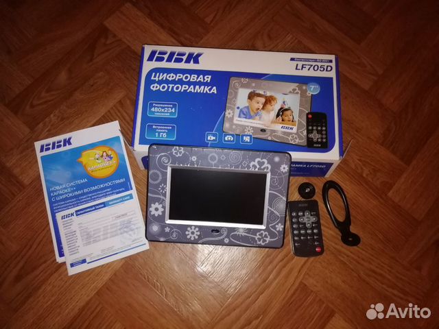 Цифровая фоторамка BBK Цифровая фоторамка BBK