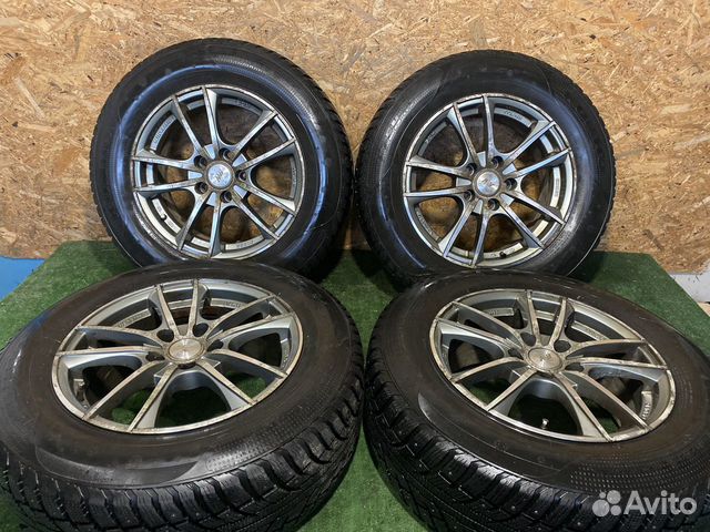 П Комплект зимних шин Kumho на литых дисках