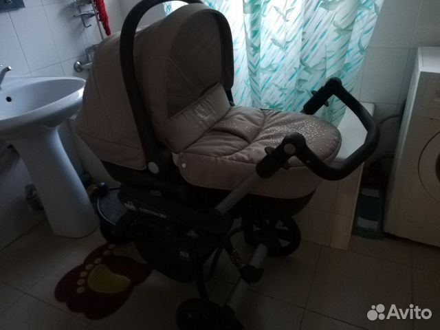 Продам коляску 3в 1