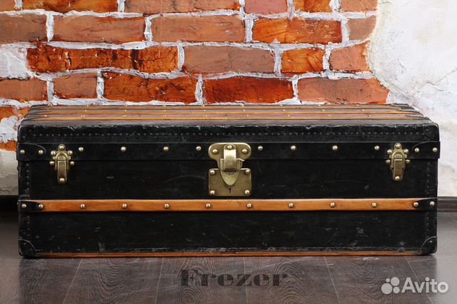 Louis Vuitton Black Trianon 