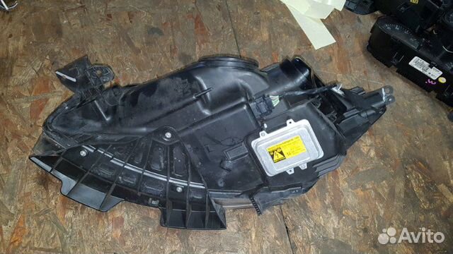 Фара ксенон правая Citroen C4 минивен RFJ 2008 Фара ксенон правая Citroen C4 минивен RFJ 2008