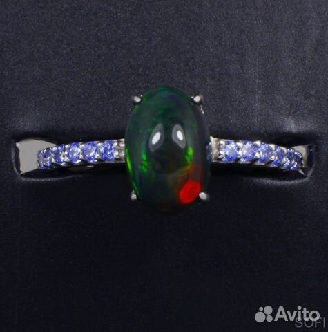 Серебряное кольцо с опалом и фианитом натуральным