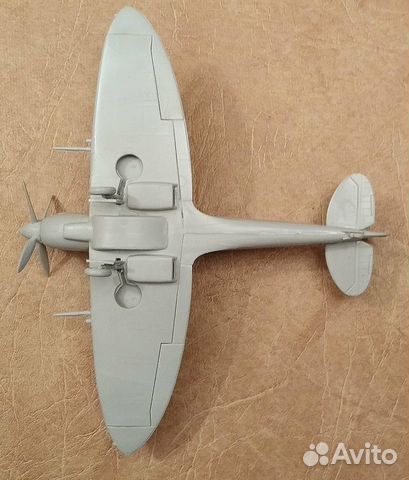 Модели самолетов 80-х годов СССР:Spitfire+Mustang Модели самолетов 80-х годов СССР:Spitfire+Mustang