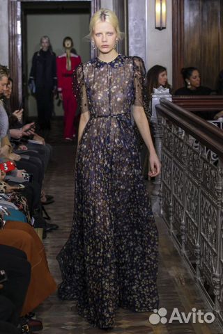 Платье вечернее Valentino