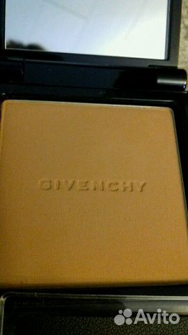 Пудра оригинал.givenchy.новая
