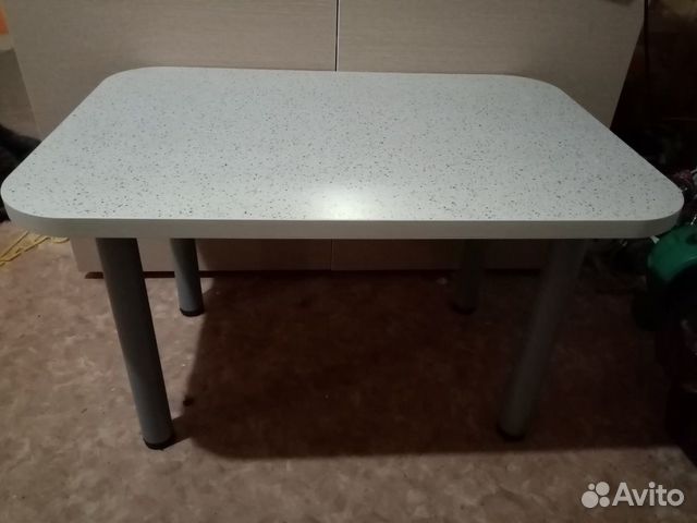 Стол детский новый Стол детский новый