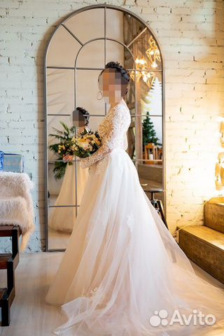 Свадебное платье с кружевами