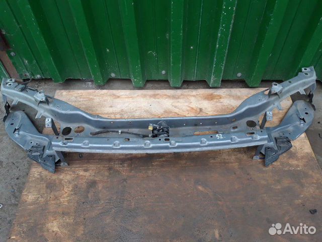 Передняя панель рамка радиатора Volvo V50 B5254T3