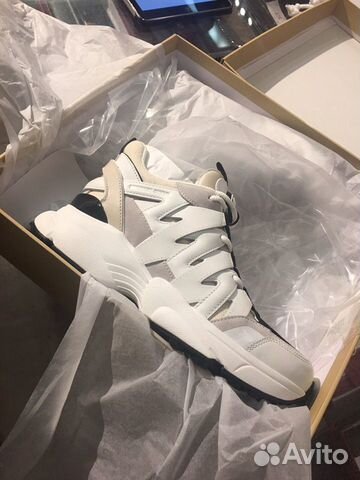 Кроссовки Кроссовки