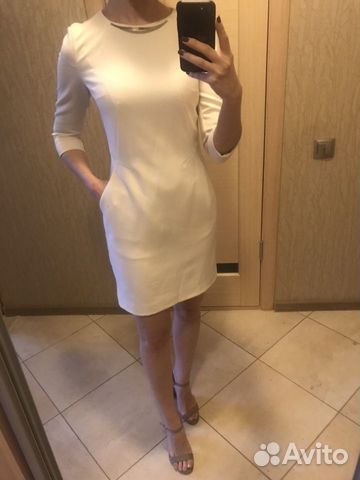 Белое платье-футляр Белое платье-футляр