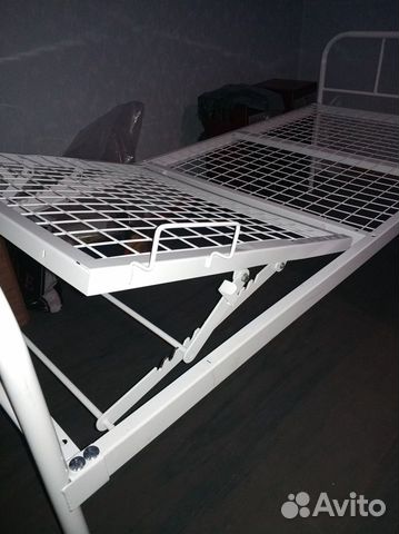 Медицинская кровать