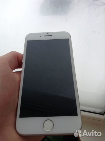 iPhone 7 серебристый на 32 гб iPhone 7 серебристый на 32 гб