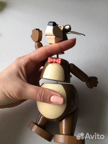 Игрушка Медведь дерево