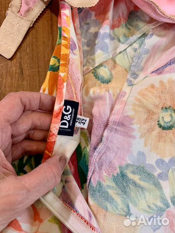 Платье D/G 42, очень красиво делает фигуру, внутри