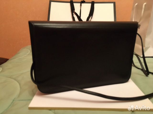 Клатч, и как сумка Charles Jourdan Клатч, и как сумка Charles Jourdan