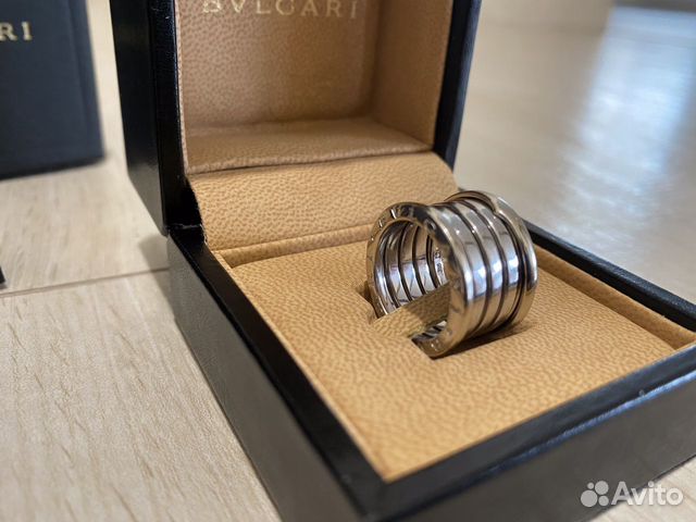 Bvlgari Кольцо 16-17в 5 витков,Оригинал,белое золо Bvlgari Кольцо 16-17в 5 витков,Оригинал,белое золо