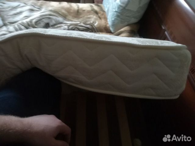 Кровать Кровать