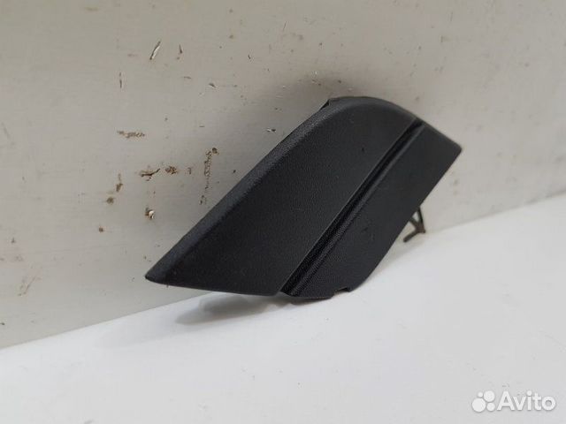 Заглушка буксировочного крюка задняя LADA X-Ray Заглушка буксировочного крюка задняя LADA X-Ray