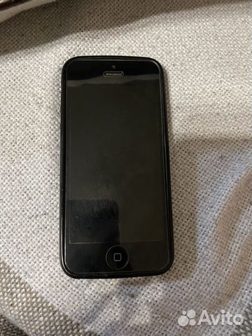 Телефон iPhone 5