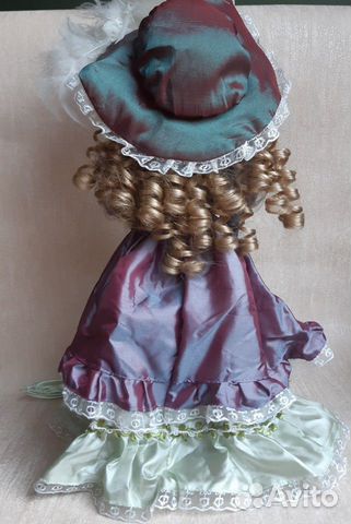 Кукла фарфоровая Кукла фарфоровая