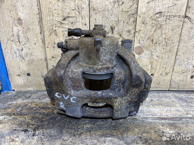 Суппорт передний правый Opel Vectra C