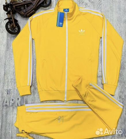 Спортивный костюм женский Adidas originals Спортивный костюм женский Adidas originals