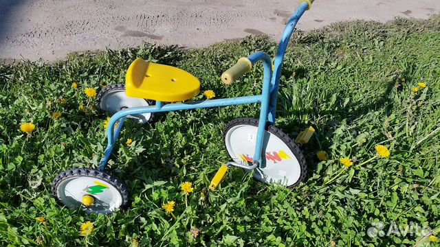 Трехколесный детский велосипед