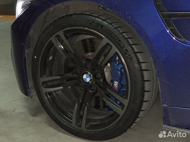 Комплект оригинальных колес bmw m4 стиль 437 Комплект оригинальных колес bmw m4 стиль 437