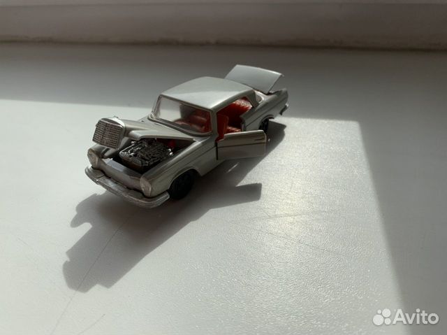 Mercedes 250 SE made IN ussr Mercedes 250 SE made IN ussr