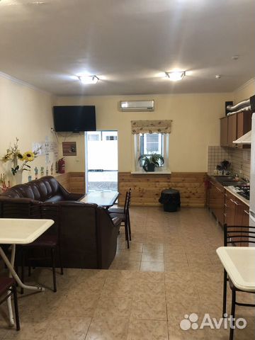 Комната 16 м² в > 9-к, 1/2 эт.