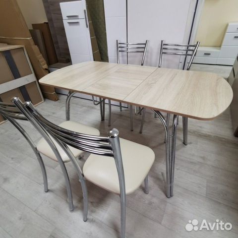 Стол со стульями Стол со стульями