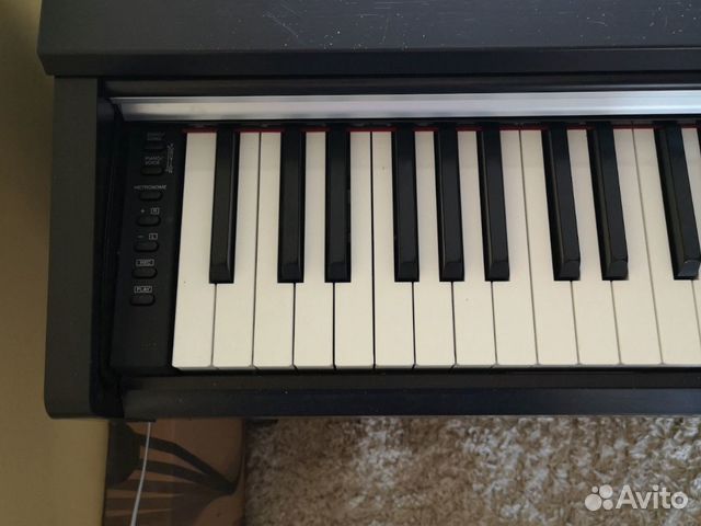 Цифровое пианино Yamaha Arius YDP-142 Цифровое пианино Yamaha Arius YDP-142