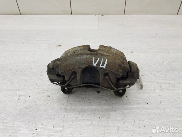 Суппорт передний левый Vw Passat B6 BKP 2006