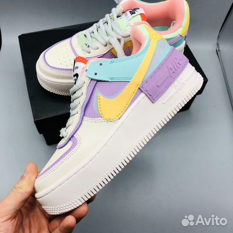 Кроссовки Nike Air Force 1 бело-желто-сиреневые Кроссовки Nike Air Force 1 бело-желто-сиреневые