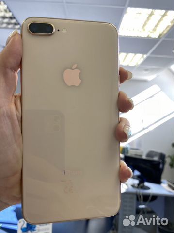 Телефон iPhone 8 плюс, 64гб